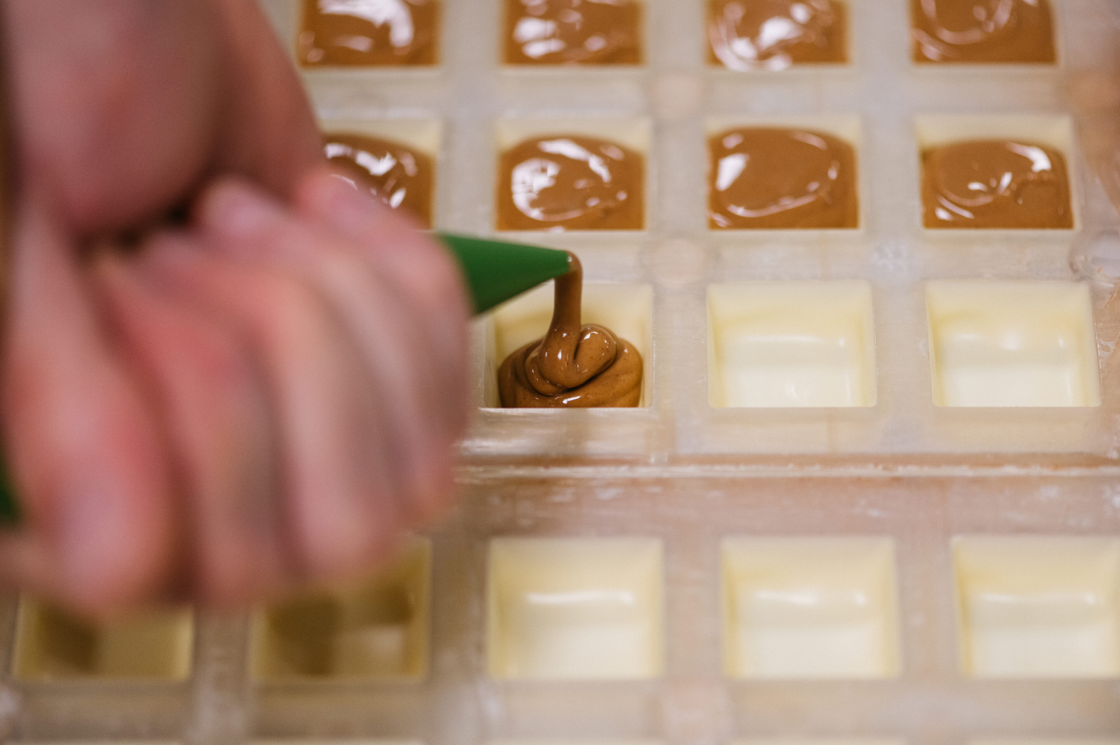 Wat is het verschil tussen een praline en een bonbon?